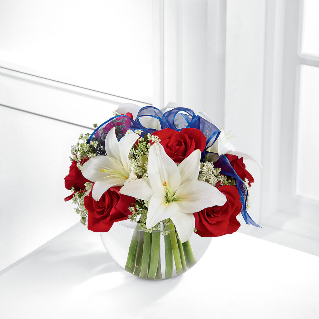 Independence Bouquet – PICKET FENCE FLORAL & DESIGN, Holland MI