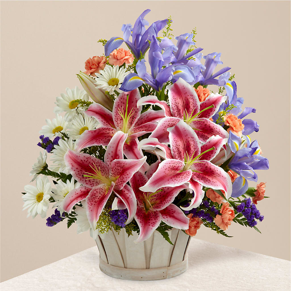 The Wondrous Nature Bouquet – PICKET FENCE FLORAL & DESIGN, Holland MI