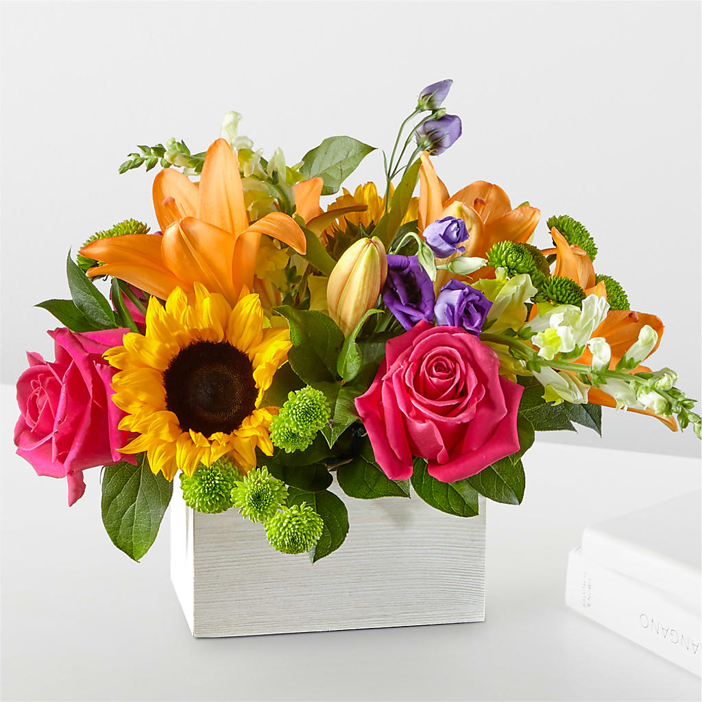 Best Day Box Bouquet – PICKET FENCE FLORAL & DESIGN, Holland MI
