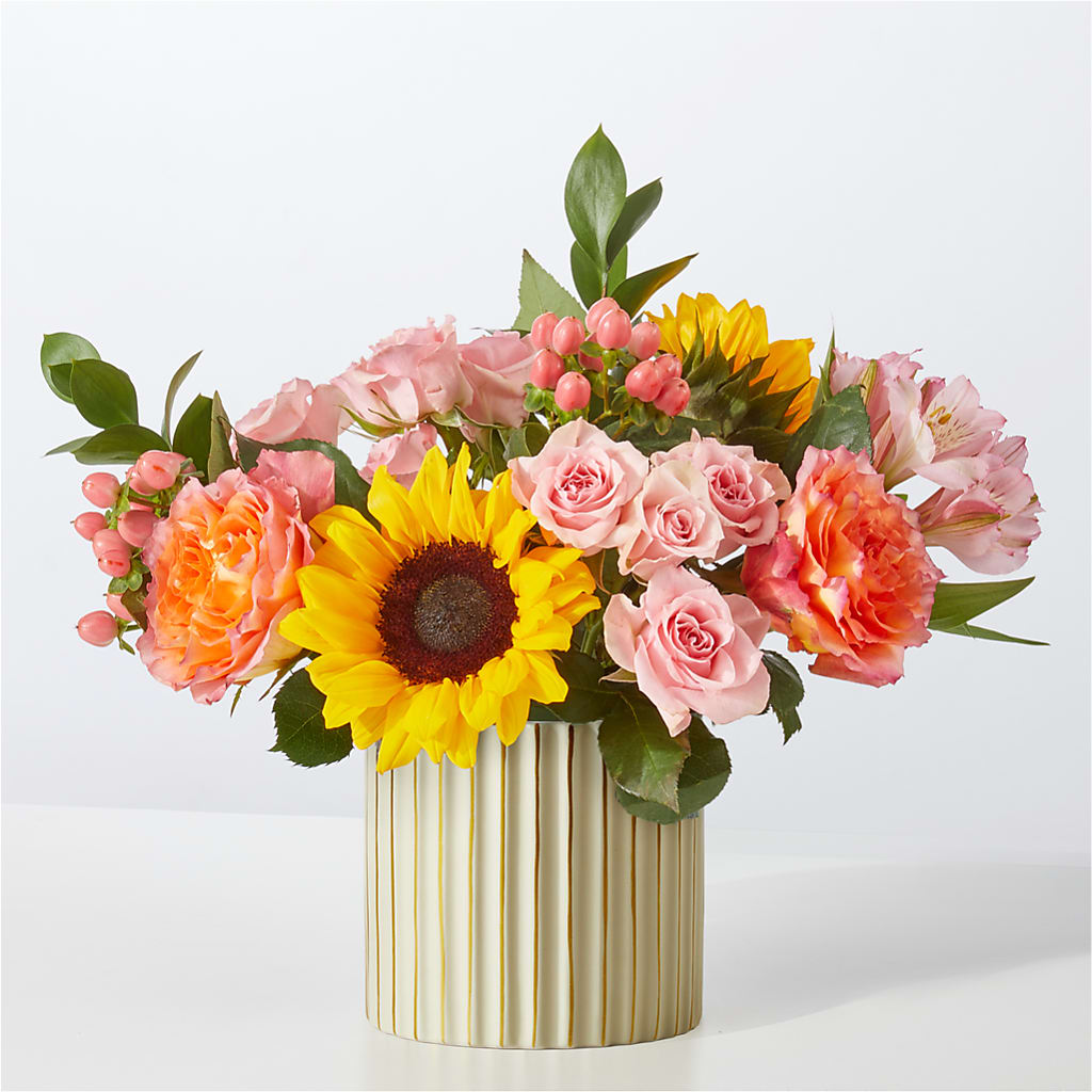 Sun's Out Bouquet – PICKET FENCE FLORAL & DESIGN, Holland MI