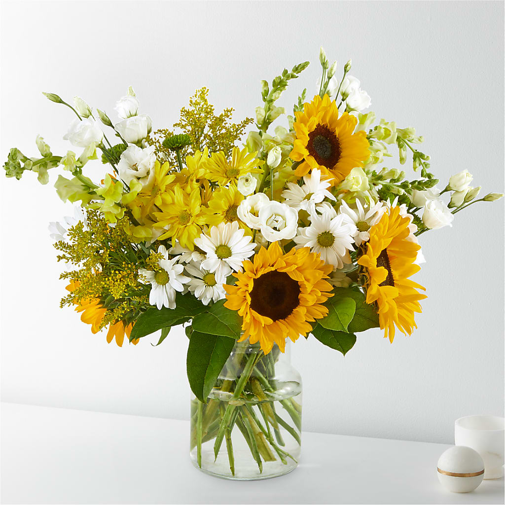 Hello Sunshine Bouquet – PICKET FENCE FLORAL & DESIGN, Holland MI