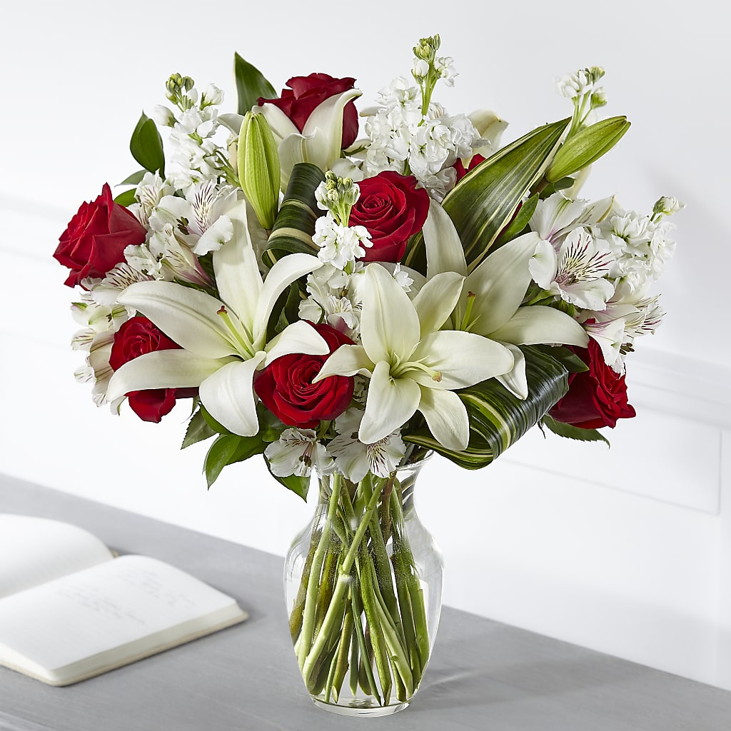 Loving Respect Bouquet – PICKET FENCE FLORAL & DESIGN, Holland MI