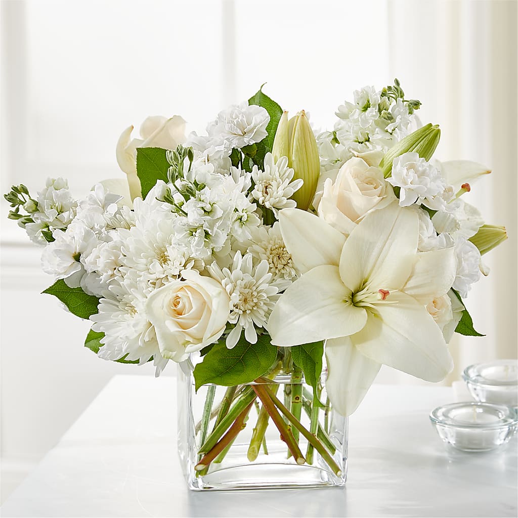 Gentle Breeze Bouquet – PICKET FENCE FLORAL & DESIGN, Holland MI