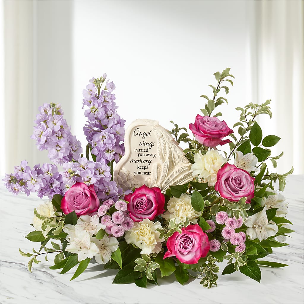 In My Heart Arrangement – PICKET FENCE FLORAL & DESIGN, Holland MI