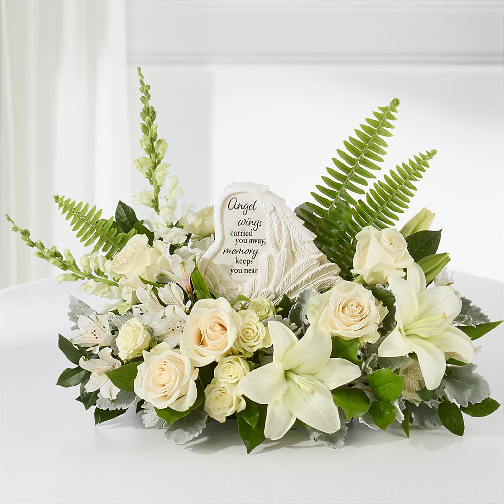 Holding You Close Arrangement – PICKET FENCE FLORAL & DESIGN, Holland MI