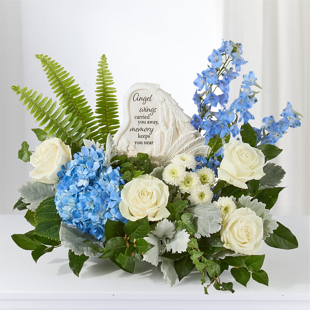 Dearest Arrangement – PICKET FENCE FLORAL & DESIGN, Holland MI