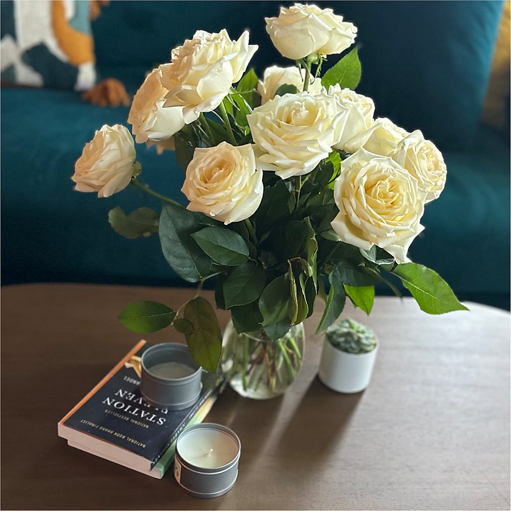 Long Stem Yellow Rose Bouquet – PICKET FENCE FLORAL & DESIGN, Holland MI