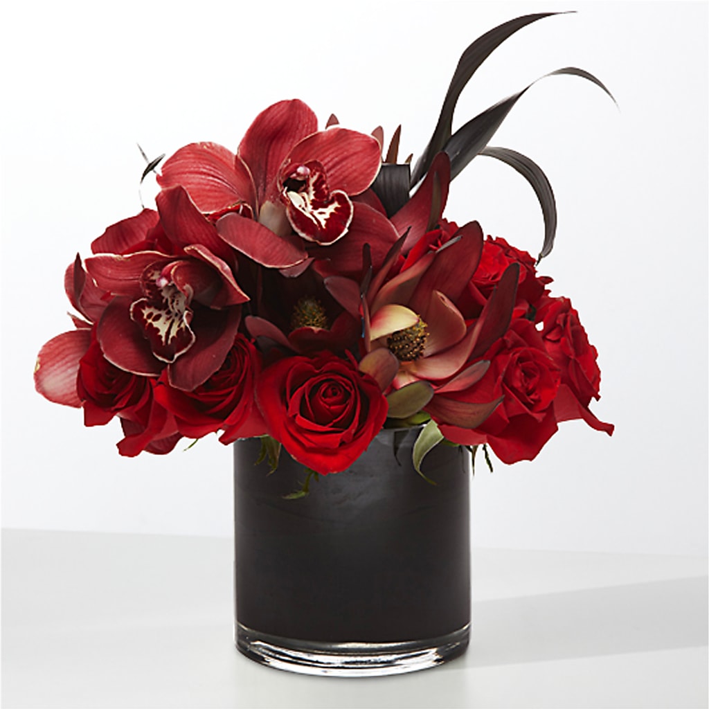 The Eclipse – PICKET FENCE FLORAL & DESIGN, Holland MI