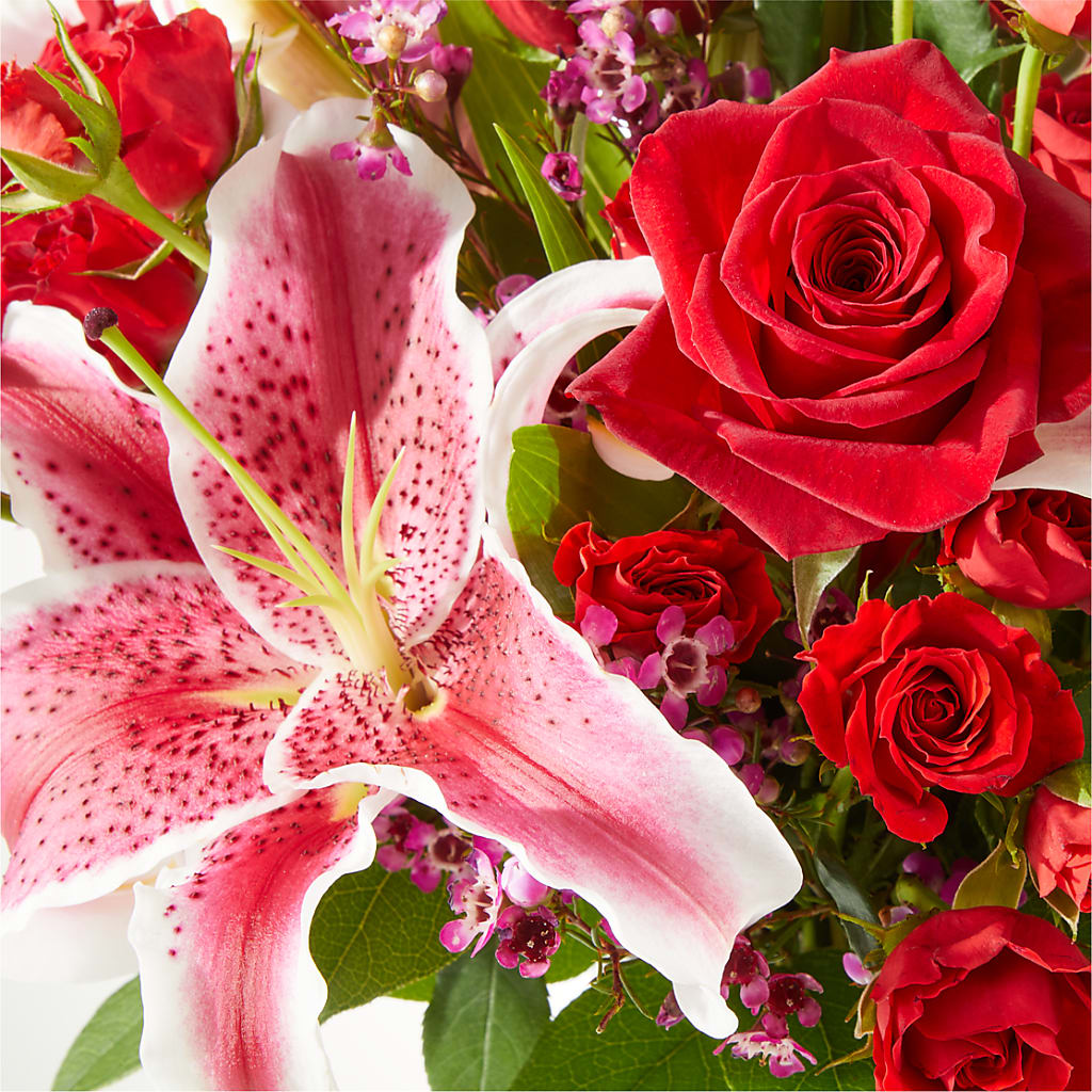 Match Made in Heaven Bouquet – PICKET FENCE FLORAL & DESIGN, Holland MI