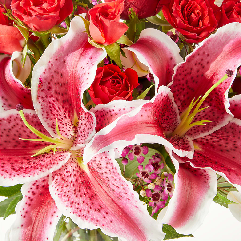 Match Made in Heaven Bouquet – PICKET FENCE FLORAL & DESIGN, Holland MI