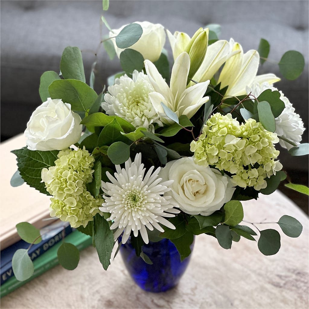 Snowy Dreams Bouquet – PICKET FENCE FLORAL & DESIGN, Holland MI