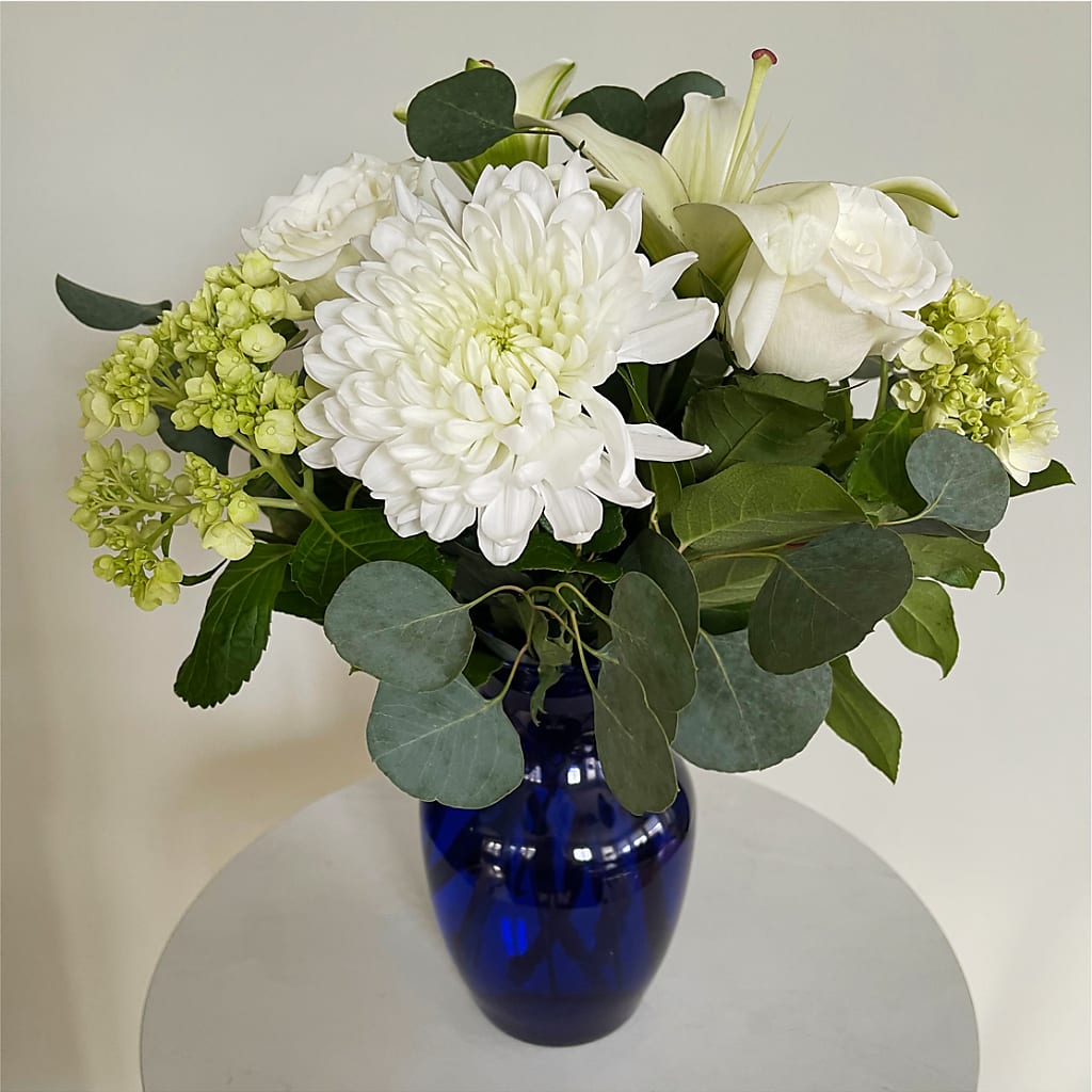 Snowy Dreams Bouquet – PICKET FENCE FLORAL & DESIGN, Holland MI