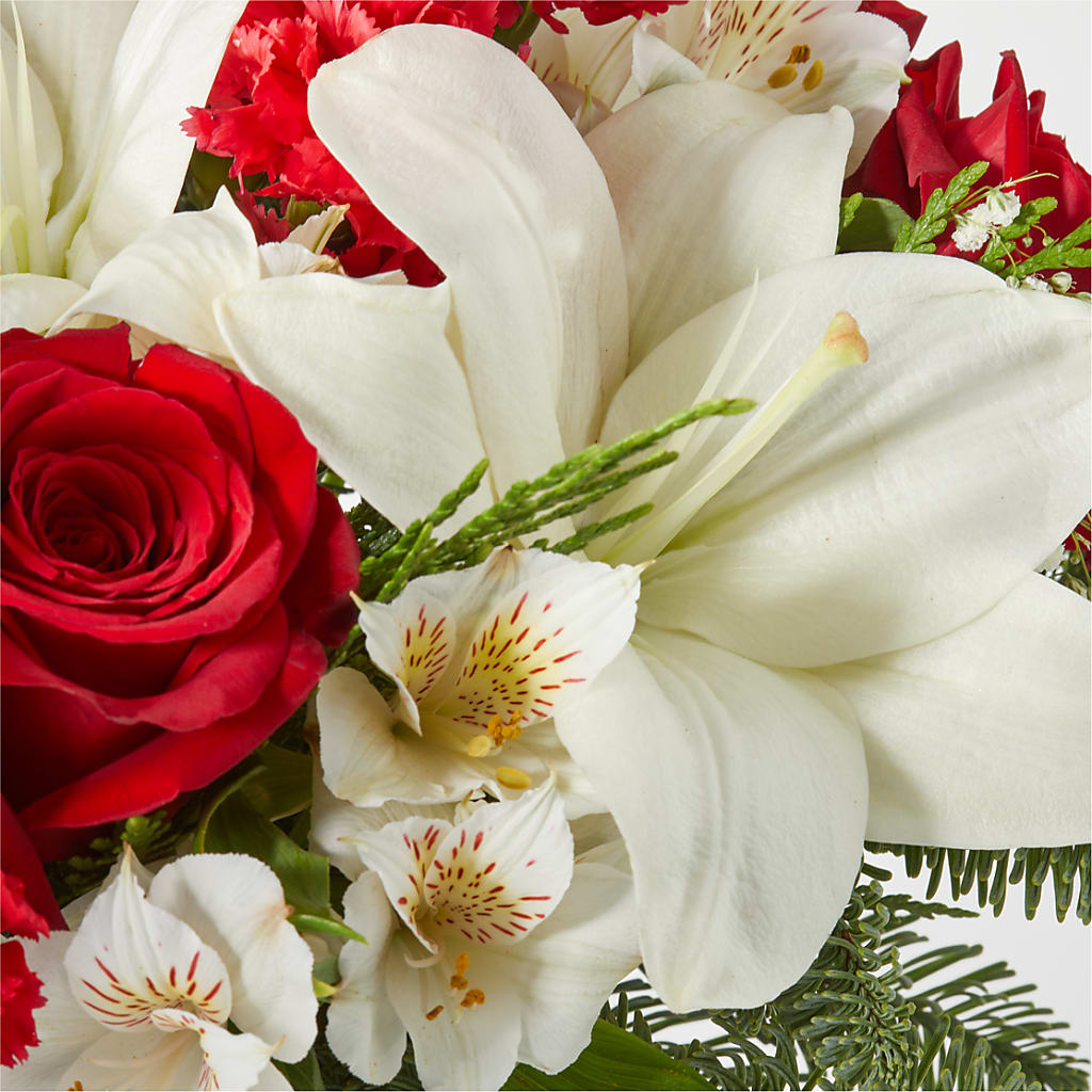 Holiday Season Bouquet – PICKET FENCE FLORAL & DESIGN, Holland MI