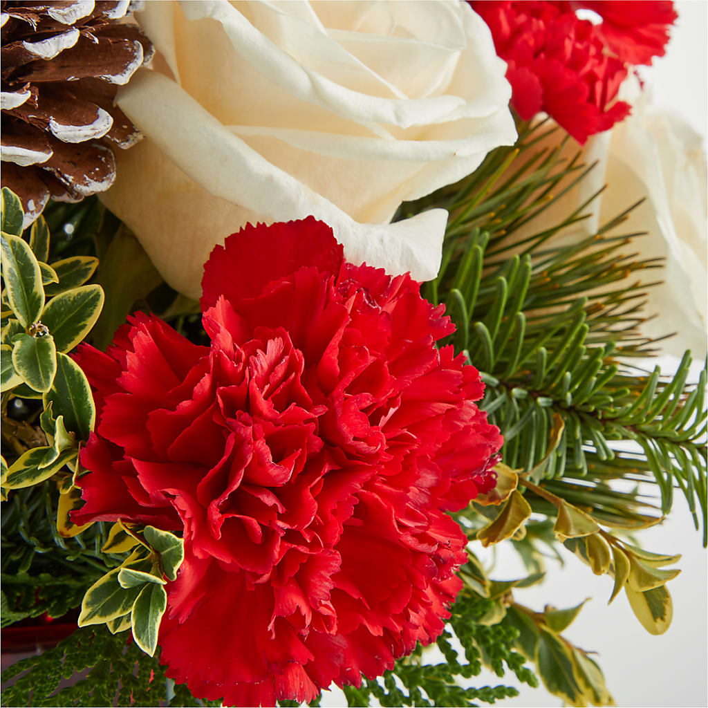 Christmas Market Bouquet – PICKET FENCE FLORAL & DESIGN, Holland MI