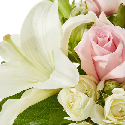 Kindhearted Bouquet – PICKET FENCE FLORAL & DESIGN, Holland MI