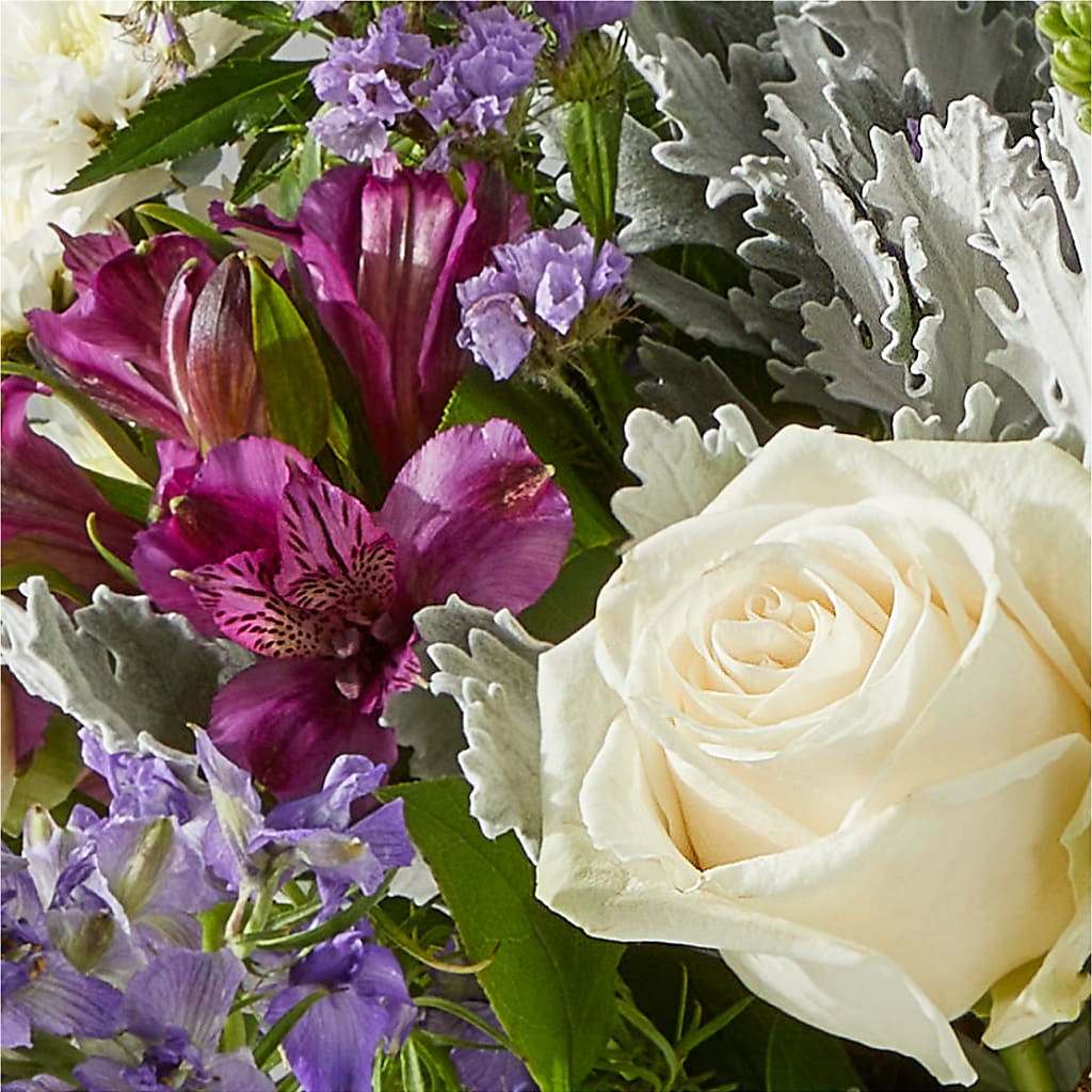 Shooting Star Bouquet – PICKET FENCE FLORAL & DESIGN, Holland MI