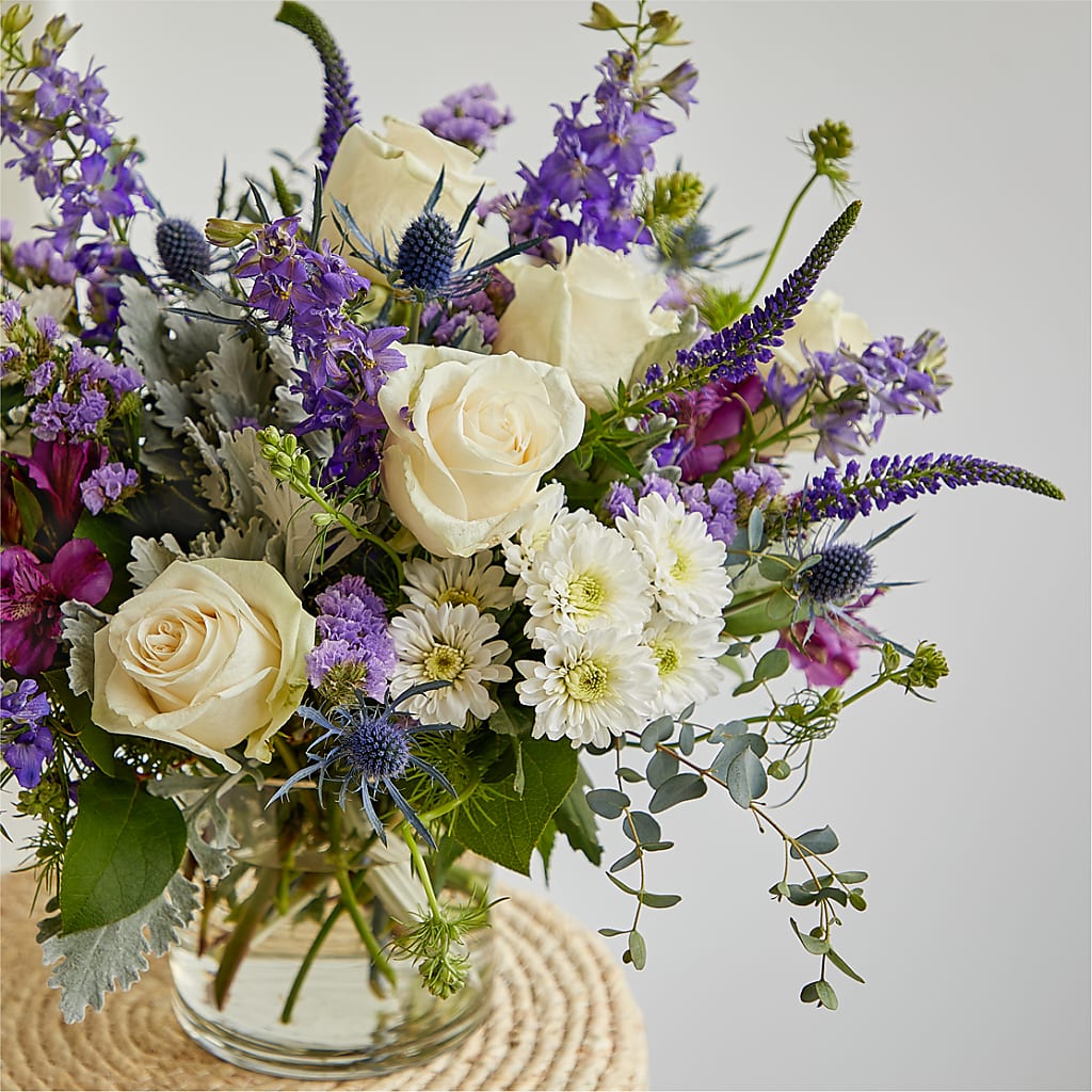 Shooting Star Bouquet – PICKET FENCE FLORAL & DESIGN, Holland MI