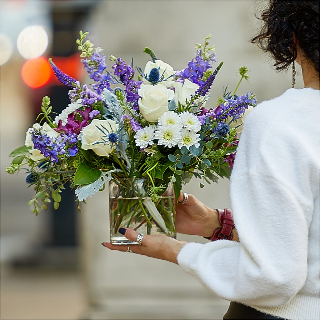 Shooting Star Bouquet – PICKET FENCE FLORAL & DESIGN, Holland MI