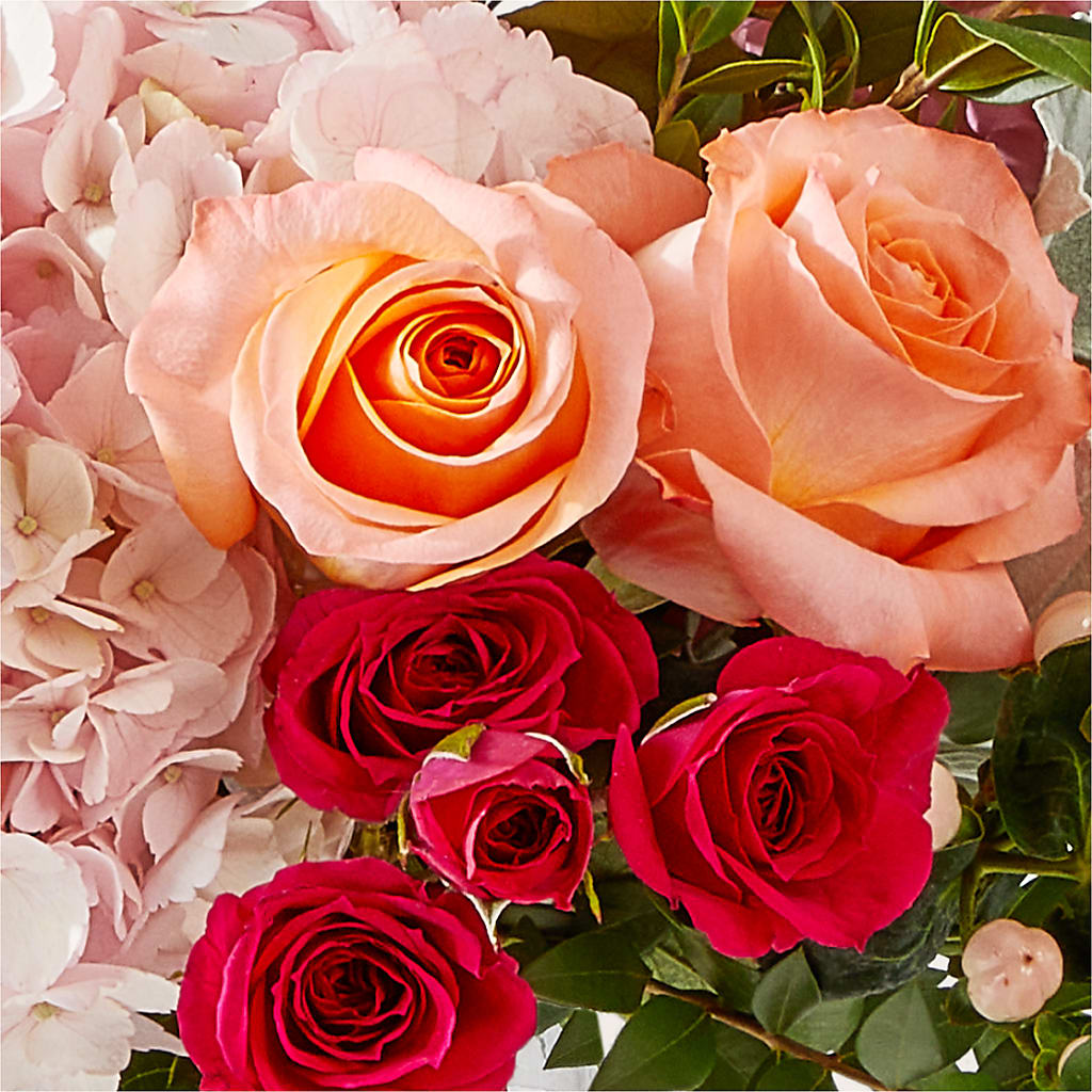 Glitz & Glam Bouquet – PICKET FENCE FLORAL & DESIGN, Holland MI
