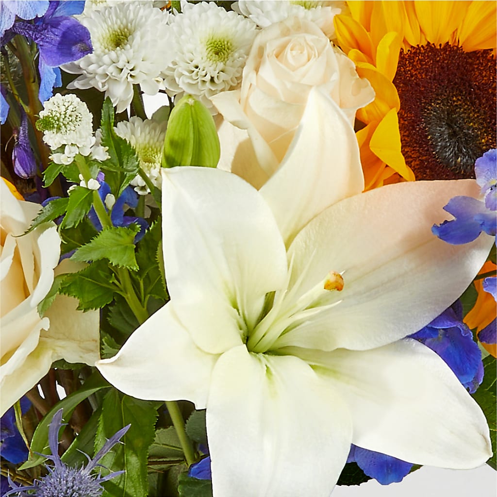 Wonderfully Sunny Bouquet – PICKET FENCE FLORAL & DESIGN, Holland MI