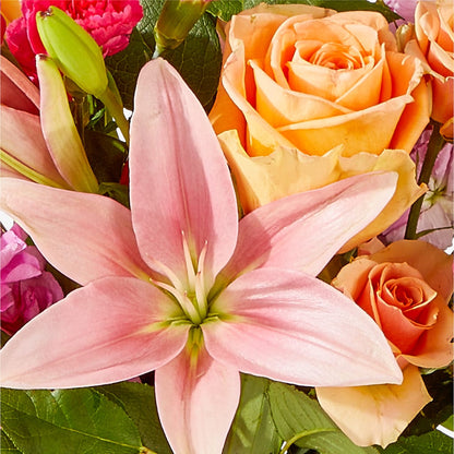 Bisous Bouquet – PICKET FENCE FLORAL & DESIGN, Holland MI