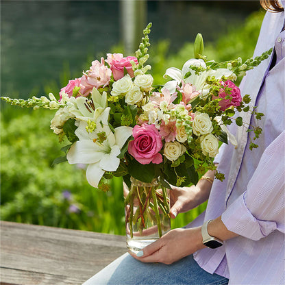 Fondly Bouquet – PICKET FENCE FLORAL & DESIGN, Holland MI