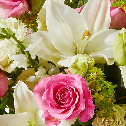 Fondly Bouquet – PICKET FENCE FLORAL & DESIGN, Holland MI