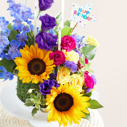 Star of the Day Floral Cake – PICKET FENCE FLORAL & DESIGN, Holland MI