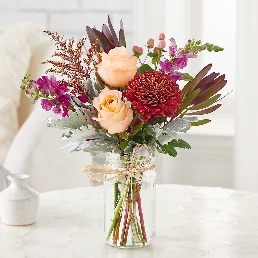 Moody Hues Bouquet – PICKET FENCE FLORAL & DESIGN, Holland MI