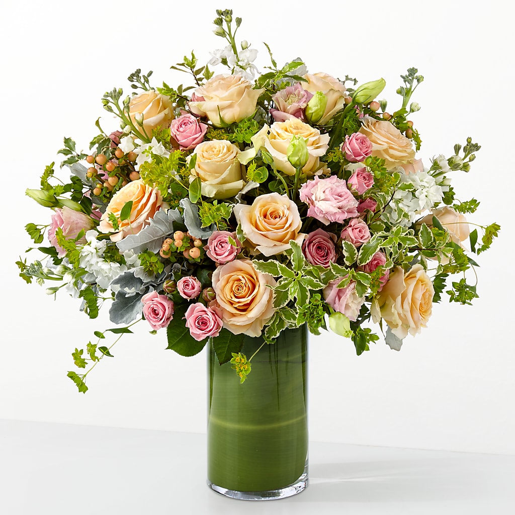 The Glamour Shot – PICKET FENCE FLORAL & DESIGN, Holland MI