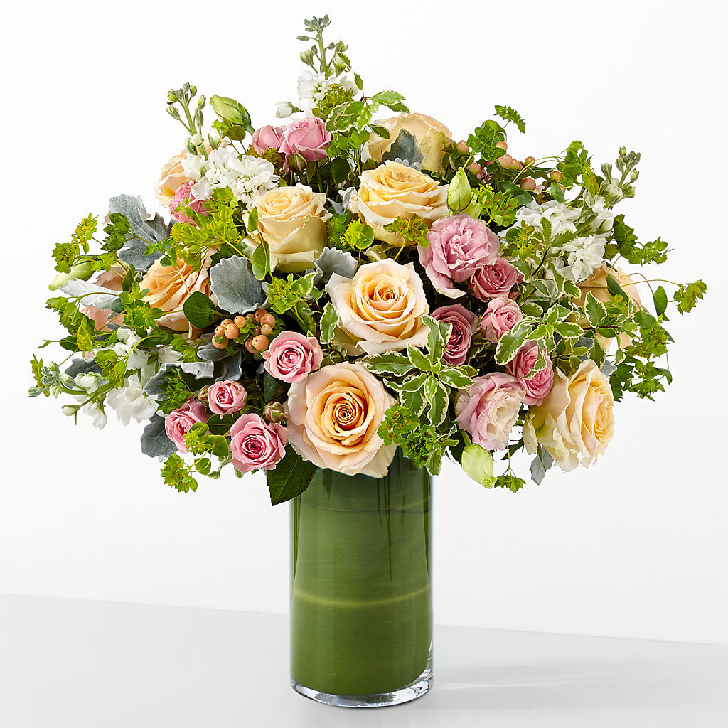 The Glamour Shot – PICKET FENCE FLORAL & DESIGN, Holland MI