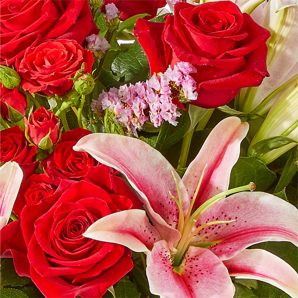 Hopeless Romantic Bouquet – PICKET FENCE FLORAL & DESIGN, Holland MI