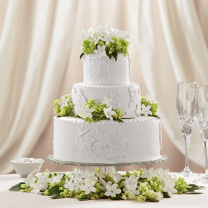 Bloom & Blossom Cake Decor – PICKET FENCE FLORAL & DESIGN, Holland MI