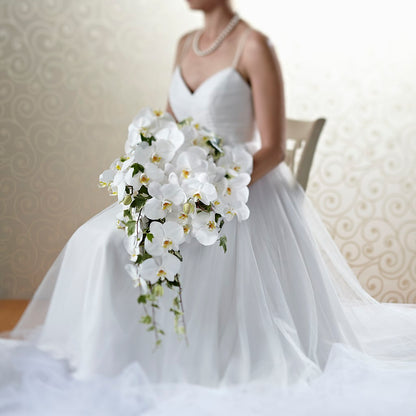 Classic White Bouquet – PICKET FENCE FLORAL & DESIGN, Holland MI