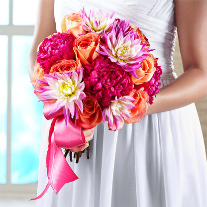 New Love Bouquet – PICKET FENCE FLORAL & DESIGN, Holland MI